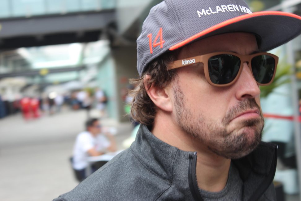 Alonso tendría como copiloto a Comas en el Dakar 2020