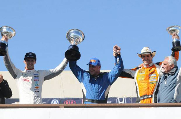 Teti al frente / Turismo Nacional