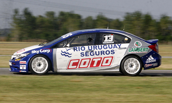 Leonel Larraurigiró en La Plata y se ensayaron las variables planificadas en el Honda