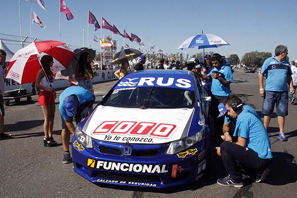 Primero al rolo, luego a pista