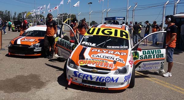 JCB Motor Sport – Intensas labores en las suspensiones