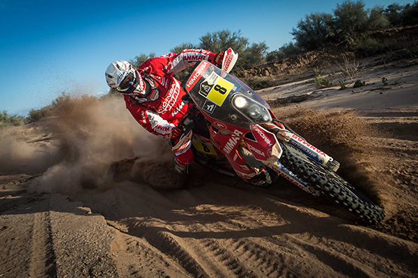 Gerard Farrés, en el podio del Dakar 2017