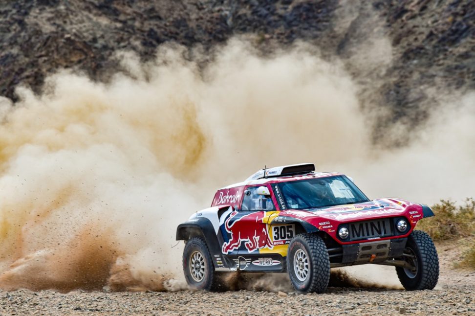 Dakar 2020 – Etapa 4: Sainz consolida su liderato