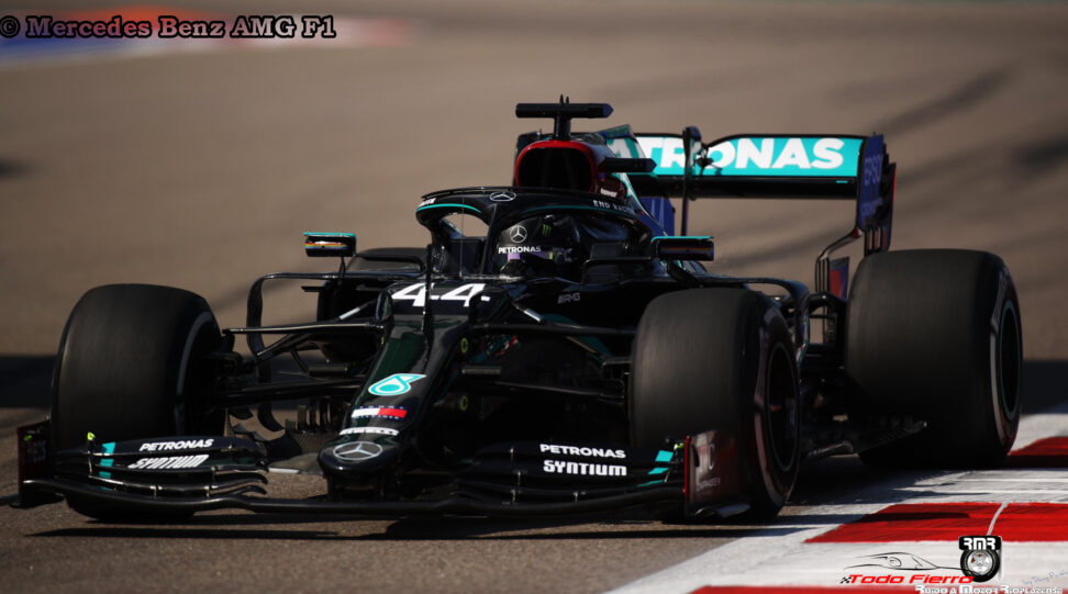 Hamilton supera todas las adversidades y logra la Pole en Rusia