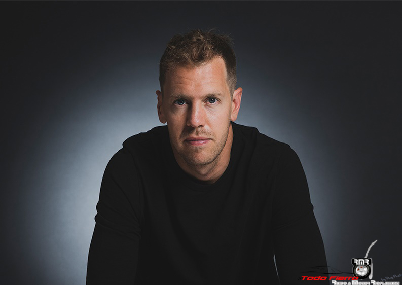 Sebastian Vettel piloto de Aston Martin
