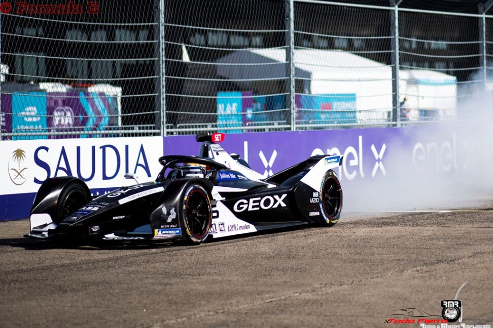 Sette Camara renueva con Dragon