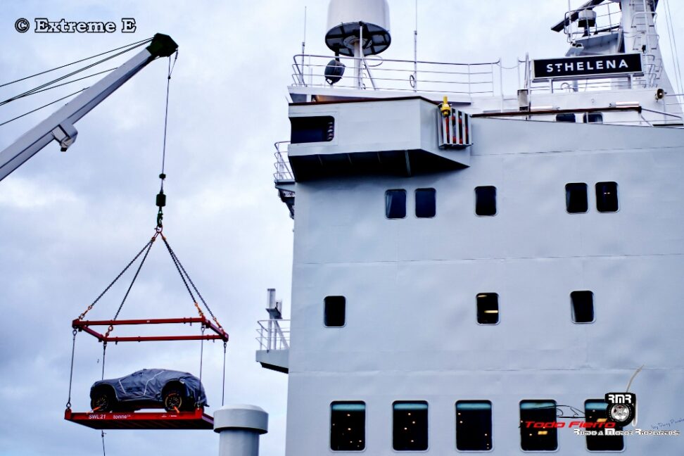 El St. Helena lista para zarpar en la aventura Extreme E