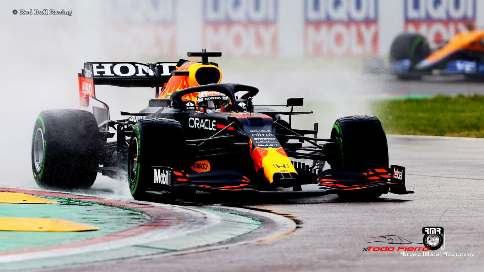 Verstappen gana en un lluvioso GP Emilia-Romaña