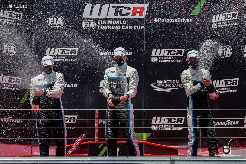 Carrera WTCR Portugal 2021: Podio para Urrutia