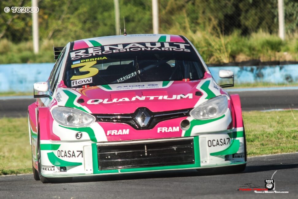 Pernía gana la primera carrera del año del TC2000