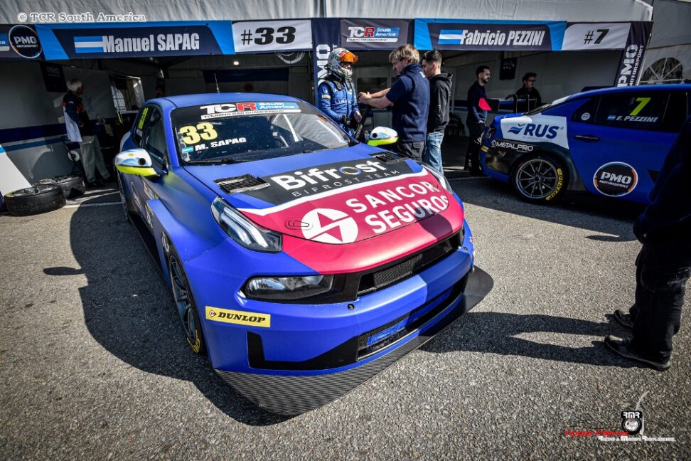 Juan Angel Rosso y Manu Sapag dueños del fin de semana del TCR South America en El Pinar