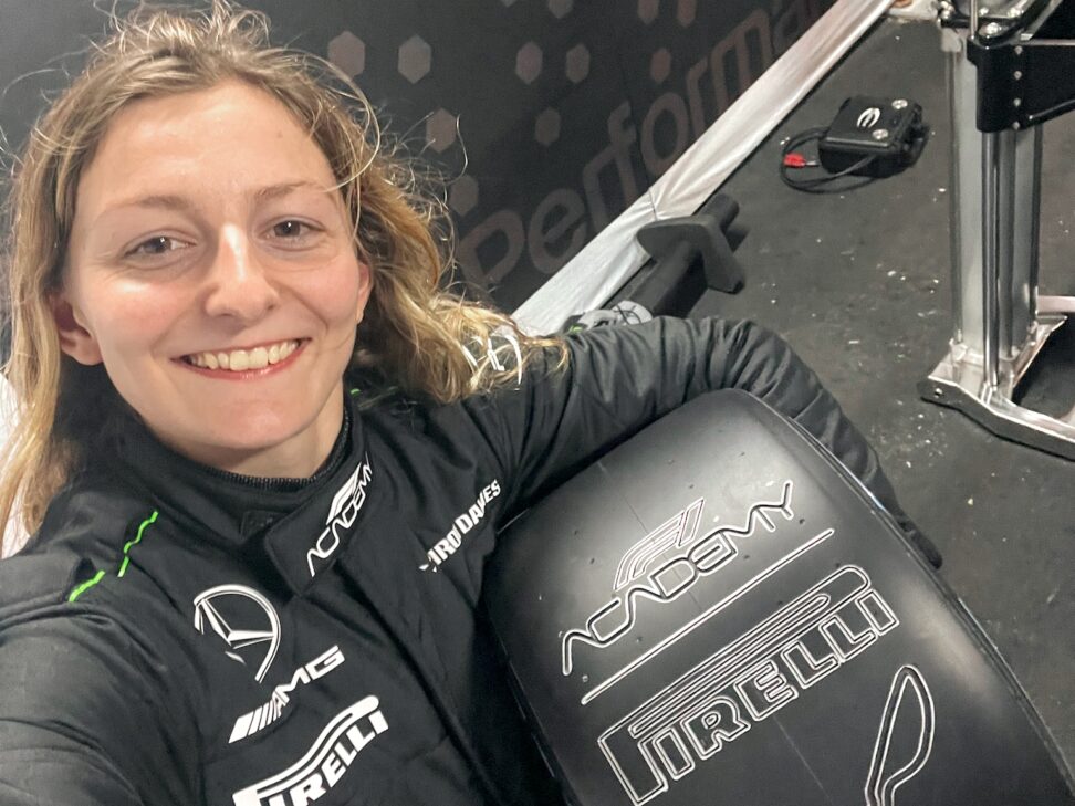 Doriane Pin poleman de la F1 Academy en Arabia Saudita