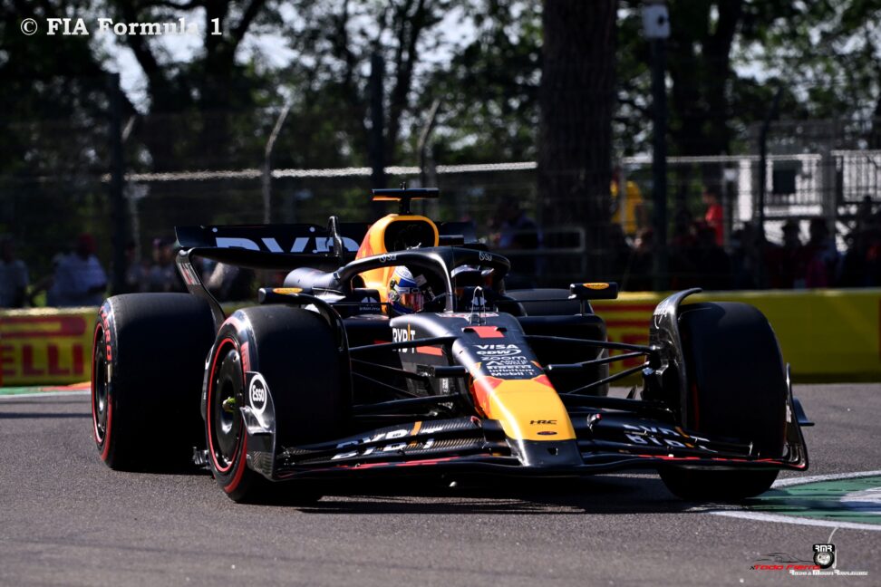 Verstappen vuelve a la victoria, Norris casi se la roba en el final