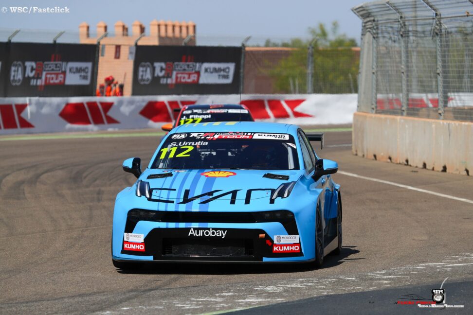 Podio para Urrutia en la carrera uno del TCR World Tour de Marruecos