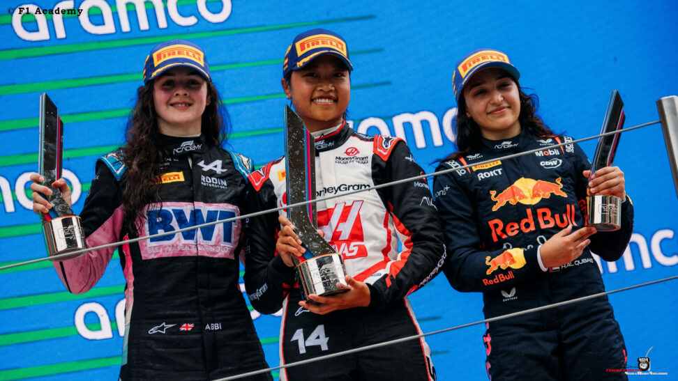 Chloe Chambers se toma revancha de Pulling