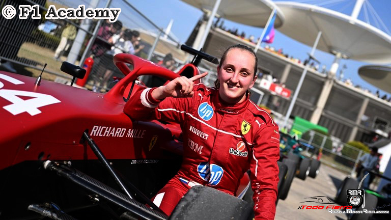 Una penalidad a Chambers le dio la victoria a Weug en la segunda carrera de la F1 Academy en Arabia Saudita