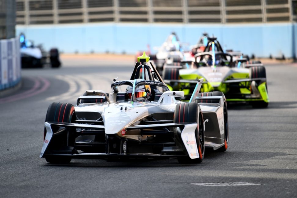 Nick Cassidy le da Jaguar tres victorias consecutivas