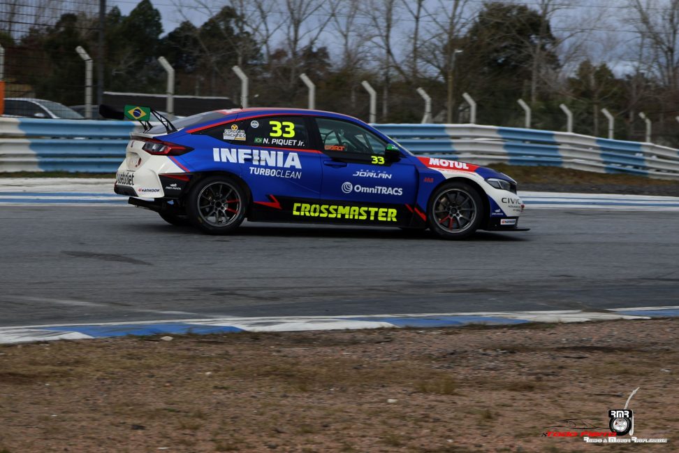 Tercera pole para Nelson Piquet Jr en el TCR South America